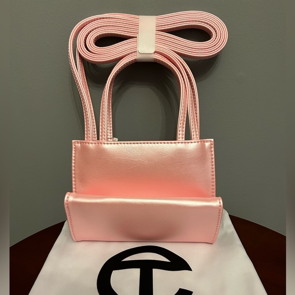 TELFAR Small Shopping Bag in Ballerina Pink - Picture 2 of 6